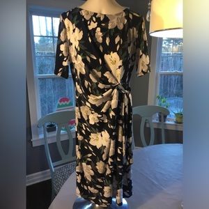 Ann Taylor size small floral dress